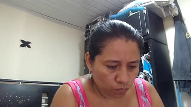adrixxx38 online show from May 22, 2026, 8:36 pm