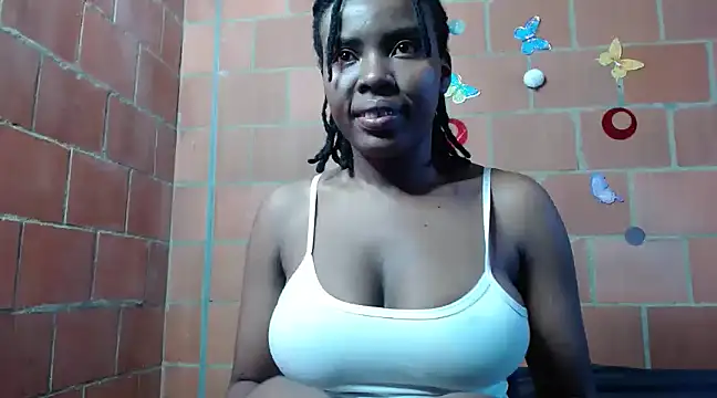 Snapshot of Magaharper10 chatting on March 12, 2025, 6:44 pm Magaharper10 online show from March 12, 2025, 6:44 pm