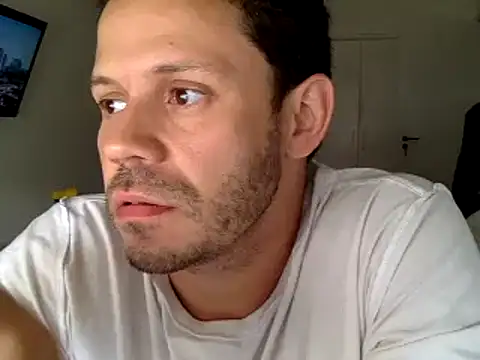 FelipeRiver online show from February 4, 2025, 3:47 pm