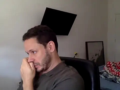 FelipeRiver online show from October 17, 2025, 2:08 pm