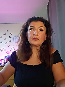 Snapshot of Hotangel75 chatting on October 16, 2025, 8:48 am Hotangel75 online show from October 16, 2025, 8:48 am