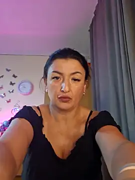 Snapshot of Hotangel75 chatting on October 28, 2025, 6:50 am Hotangel75 online show from October 28, 2025, 6:50 am