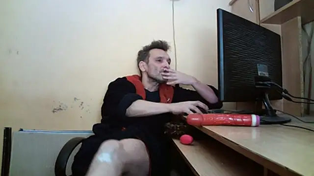 Snapshot of dundyFocus chatting on February 27, 2026, 1:11 pm dundyFocus online show from February 27, 2026, 1:11 pm