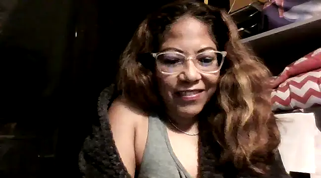 Snapshot of mila38 chatting on January 25, 2025, 12:27 am mila38 online show from January 25, 2025, 12:27 am