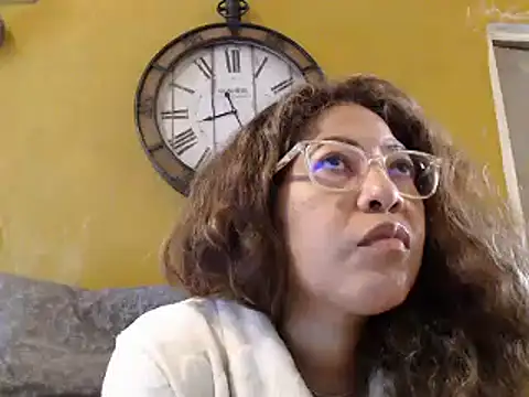 Snapshot of mila38 chatting on February 27, 2025, 8:28 am mila38 online show from February 27, 2025, 8:28 am