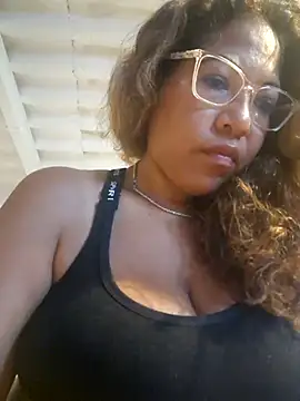 Snapshot of mila38 chatting on September 21, 2025, 6:31 pm mila38 online show from September 21, 2025, 6:31 pm