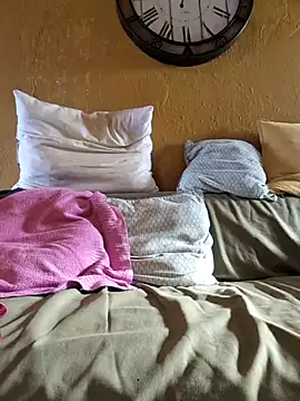 Snapshot of mila38 chatting on October 1, 2025, 9:04 am mila38 online show from October 1, 2025, 9:04 am