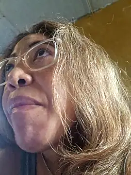 Snapshot of mila38 chatting on October 11, 2025, 8:02 am mila38 online show from October 11, 2025, 8:02 am