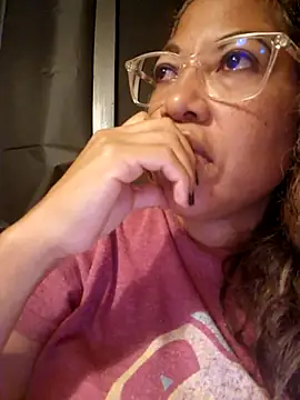 Snapshot of mila38 chatting on October 29, 2025, 9:49 pm mila38 online show from October 29, 2025, 9:49 pm