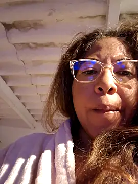 Snapshot of mila38 chatting on November 16, 2025, 5:40 pm mila38 online show from November 16, 2025, 5:40 pm