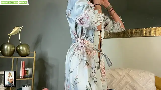 Snapshot of JordynGrange chatting on January 10, 2025, 10:46 pm JordynGrange online show from January 10, 2025, 10:46 pm