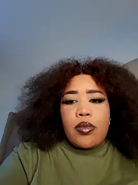 Snapshot of CAMMII_ chatting on December 7, 2024, 9:17 am CAMMII online show from December 7, 2024, 9:17 am