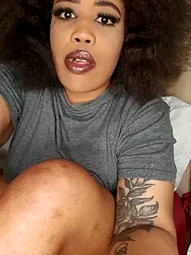 Snapshot of CAMMII_ chatting on November 11, 2025, 11:21 am CAMMII online show from November 11, 2025, 11:21 am