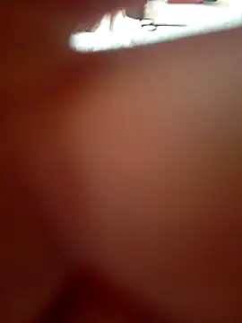 Snapshot of maiki7778 chatting on October 21, 2025, 8:04 am maiki7778 online show from October 21, 2025, 8:04 am