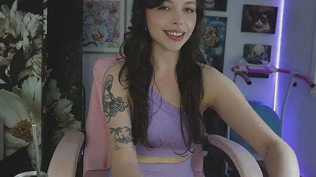 Snapshot of makiyahbelle chatting on March 9, 2026, 8:51 am makiyahbelle online show from March 9, 2026, 8:51 am