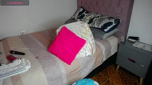 cristin doll  online show from February 10, 2025, 5:30 pm