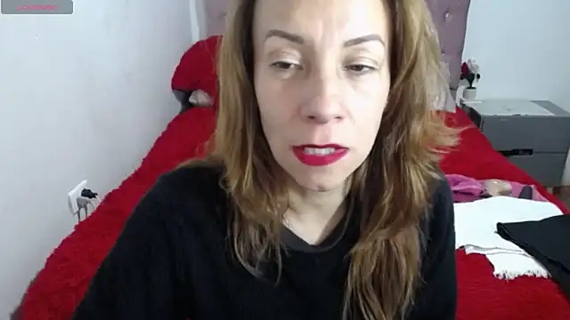 cristin doll  online show from November 9, 2025, 3:43 pm