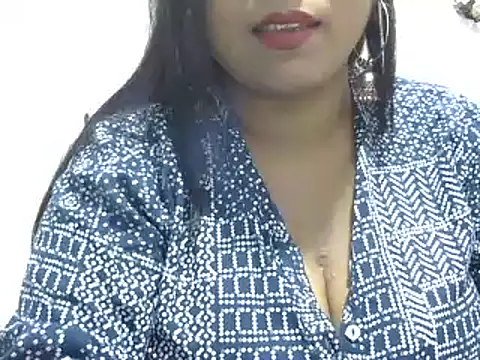 ROSEE MERRYYYY online show from February 5, 2025, 10:30 am