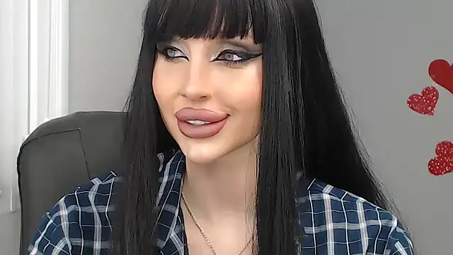 Snapshot of Lady_Joli chatting on February 21, 2025, 9:22 pm Lady Joli online show from February 21, 2025, 9:22 pm