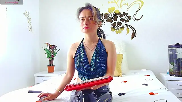 Snapshot of MarcelaFlores chatting on July 14, 2026, 2:56 pm MarcelaFlores online show from July 14, 2026, 2:56 pm