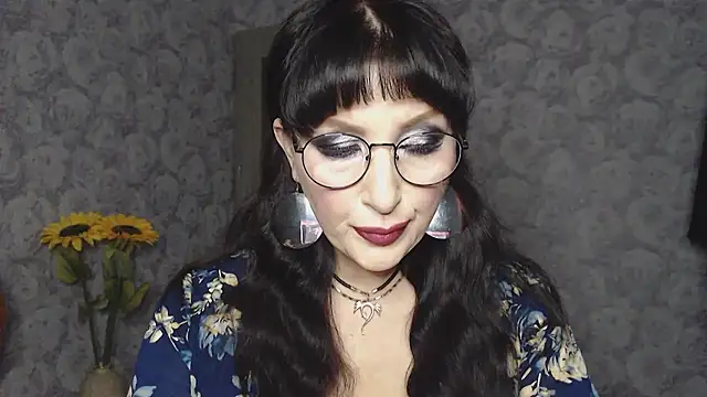 Snapshot of Aziza1 chatting on March 12, 2025, 3:07 pm Aziza1 online show from March 12, 2025, 3:07 pm