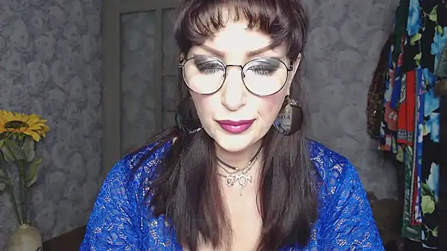 Snapshot of Aziza1 chatting on July 22, 2026, 2:09 pm Aziza1 online show from July 22, 2026, 2:09 pm
