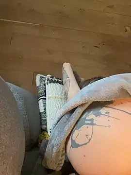 Etwas neugierig online show from February 23, 2025, 7:00 am