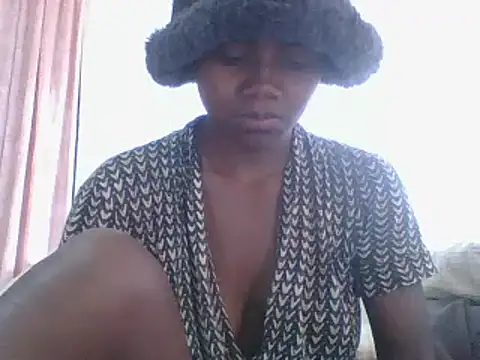 Hamie sexy online show from November 11, 2025, 7:19 am