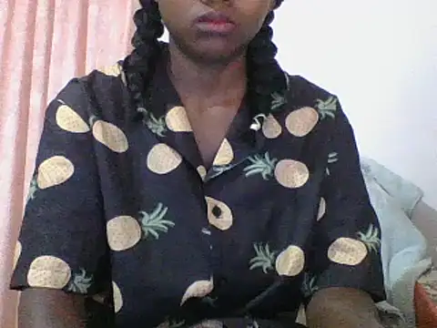 Hamie sexy online show from January 19, 2026, 8:07 am