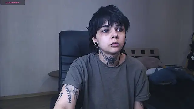 Dark  Elf online show from January 30, 2025, 9:47 pm