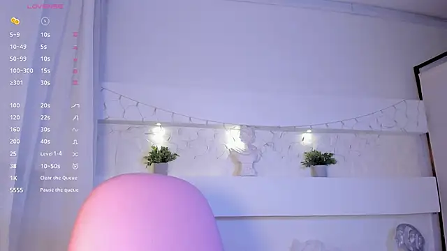 Snapshot of AshleyRoys chatting on December 5, 2024, 2:55 pm AshleyRoys online show from December 5, 2024, 2:55 pm