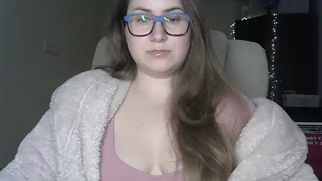 SeasonalSomeone online show from April 30, 2026, 9:08 pm