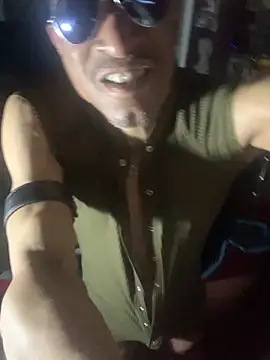 sashamate online show from February 25, 2025, 11:30 am