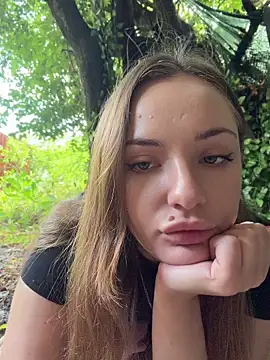 Snapshot of Night_dreams chatting on July 24, 2026, 8:23 am Night dreams online show from July 24, 2026, 8:23 am