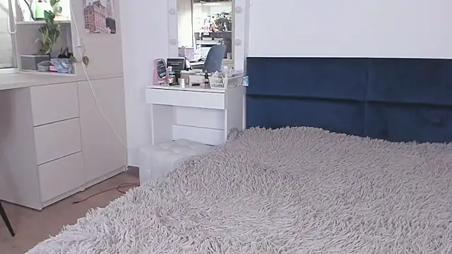 Snapshot of BowToYourWeakness chatting on March 12, 2025, 9:56 pm BowToYourWeakness online show from March 12, 2025, 9:56 pm