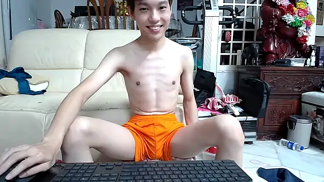 Snapshot of andrewooi chatting on December 20, 2024, 6:35 pm andrewooi online show from December 20, 2024, 6:35 pm