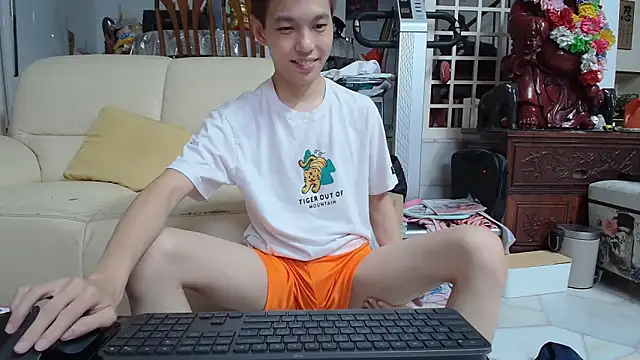 Snapshot of andrewooi chatting on January 20, 2025, 2:46 pm andrewooi online show from January 20, 2025, 2:46 pm