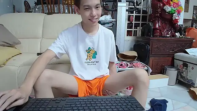 Snapshot of andrewooi chatting on January 22, 2025, 3:29 pm andrewooi online show from January 22, 2025, 3:29 pm