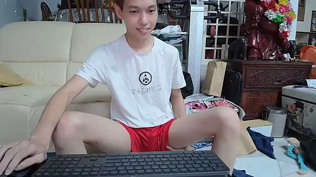 Snapshot of andrewooi chatting on January 25, 2025, 10:08 am andrewooi online show from January 25, 2025, 10:08 am