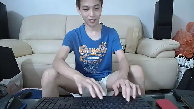 Snapshot of andrewooi chatting on February 4, 2025, 1:06 pm andrewooi online show from February 4, 2025, 1:06 pm