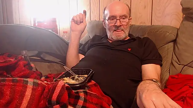 Snapshot of snickers1 chatting on June 5, 2026, 1:17 pm snickers1 online show from June 5, 2026, 1:17 pm