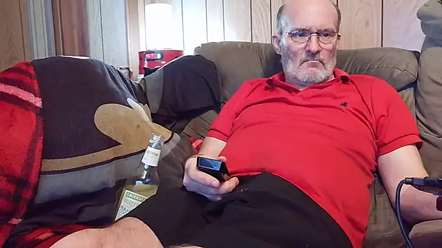 Snapshot of snickers1 chatting on July 17, 2026, 2:24 pm snickers1 online show from July 17, 2026, 2:24 pm