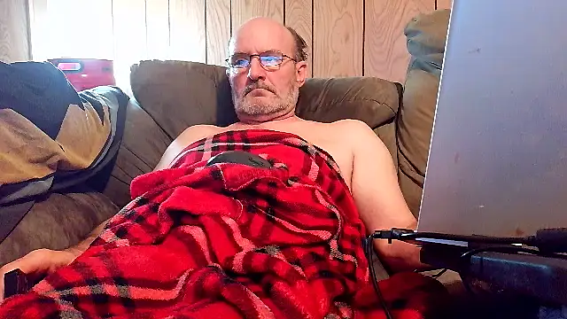 Snapshot of snickers1 chatting on July 27, 2026, 10:11 am snickers1 online show from July 27, 2026, 10:11 am