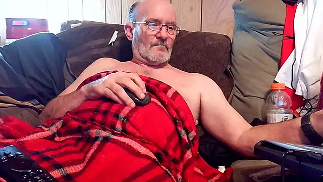 Snapshot of snickers1 chatting on July 28, 2026, 11:17 am snickers1 online show from July 28, 2026, 11:17 am