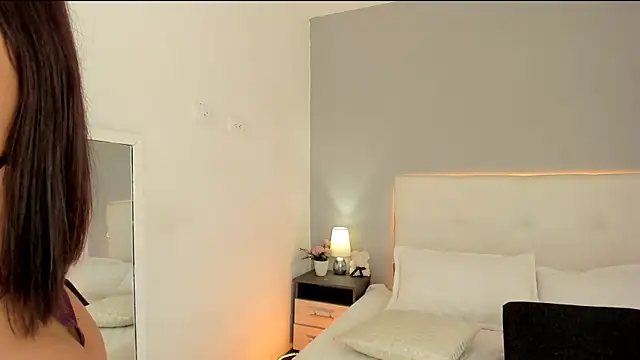 Snapshot of NataliaBuiles chatting on June 21, 2026, 2:30 pm NataliaBuiles online show from June 21, 2026, 2:30 pm