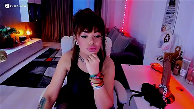 Miss kay1111 online show from January 7, 2026, 2:41 pm