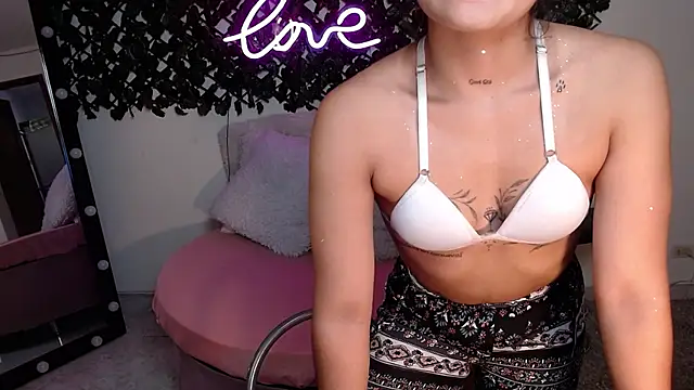 DestinyHills online show from March 15, 2025, 12:02 pm