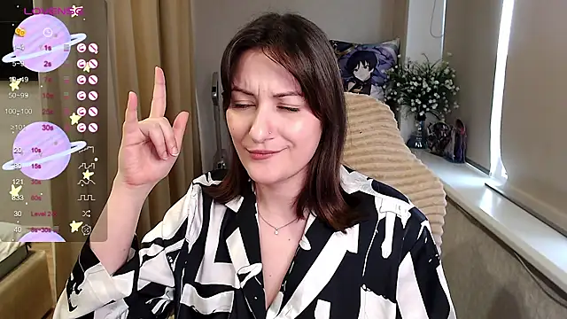 elise sweet online show from September 24, 2025, 2:04 am