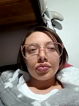 linda-schmidt online show from March 5, 2026, 1:45 am