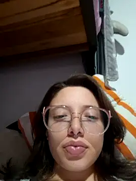 linda-schmidt online show from May 3, 2026, 1:00 am